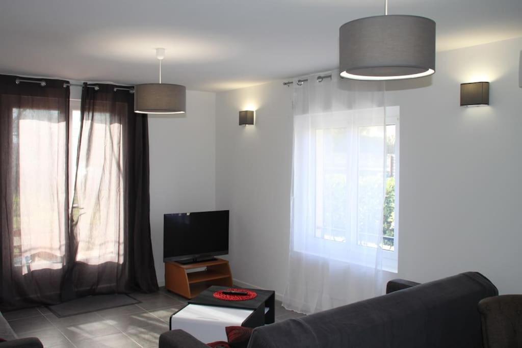 Appart Dans Maison 2 Km De La Plage Вильнёв-Лубе Экстерьер фото